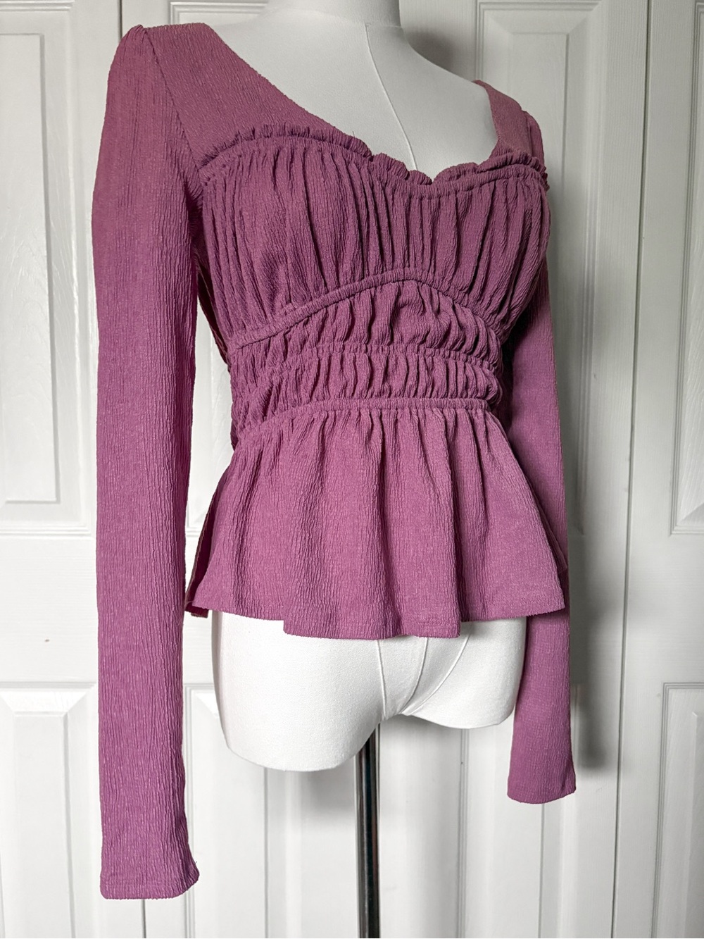 NWT Anthro Maeve Long Sleeve Peplum Top in Size XS - S Mauve
